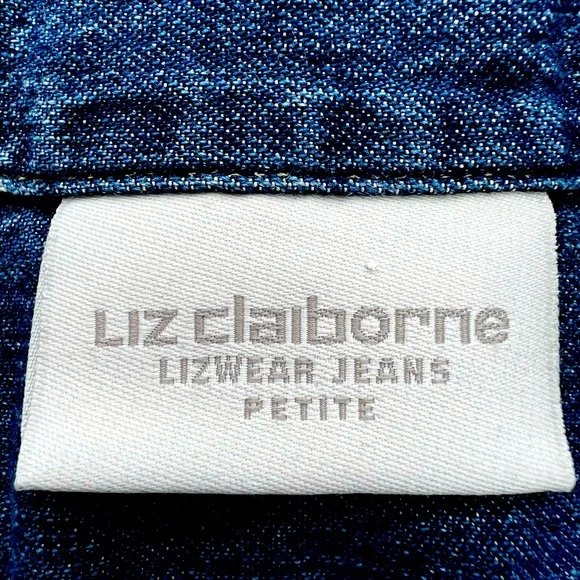 Liz Claiborne Lizwear Women's light Blue Button Front Denim Jean Jacket Petite M - Picture 10 of 10